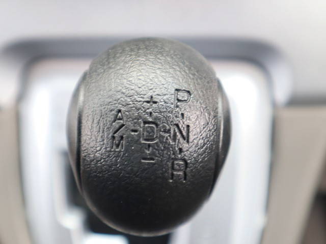 三菱ふそうキャンターカーテン車小型（2t・3t）[写真36]