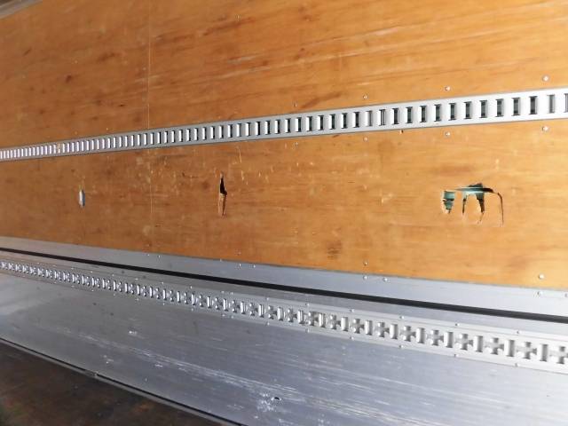 日野レンジャーアルミウイング中型（4t）[写真21]