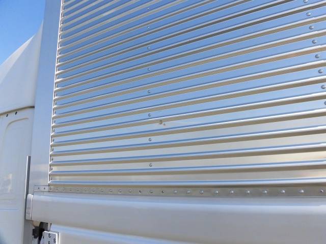 日野レンジャーアルミウイング中型（4t）[写真27]