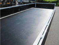 三菱ふそうキャンター平ボディ小型（2t・3t）[写真12]