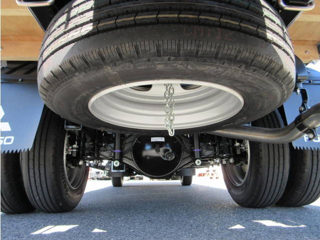 三菱ふそうキャンター平ボディ小型（2t・3t）[写真20]