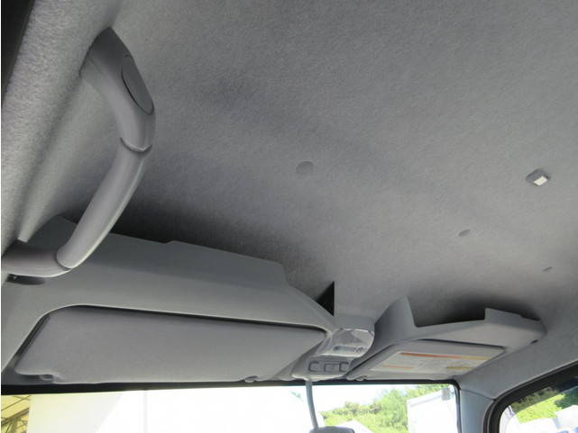 三菱ふそうキャンター平ボディ小型（2t・3t）[写真31]