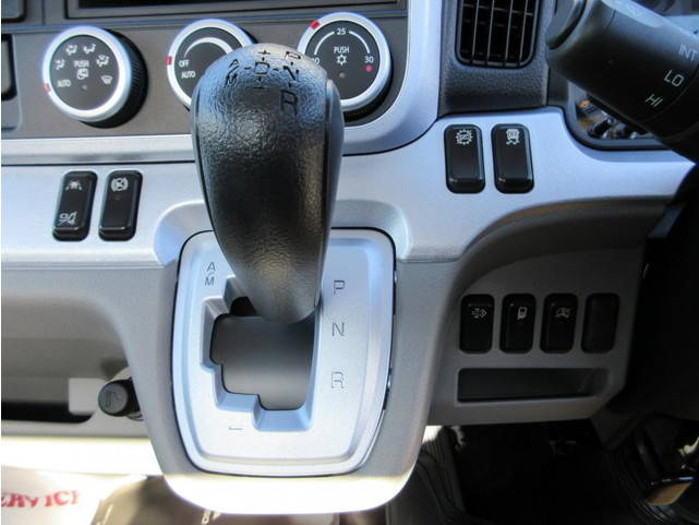 三菱ふそうキャンター平ボディ小型（2t・3t）[写真39]