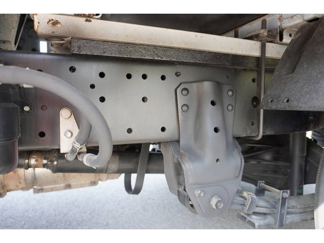 日野デュトロダブルキャブ（Wキャブ）小型（2t・3t）[写真18]