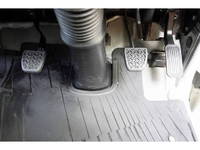 日野デュトロダブルキャブ（Wキャブ）小型（2t・3t）[写真30]