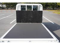 日野デュトロダブルキャブ（Wキャブ）小型（2t・3t）[写真09]