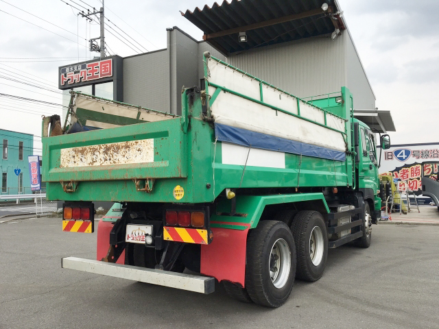 いすゞギガダンプ大型（10t）[写真02]