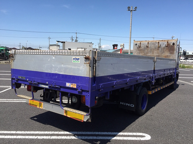 日野レンジャー平ボディ中型（4t）[写真02]