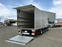 日野レンジャーアルミバン中型（4t）[写真02]