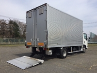 いすゞエルフアルミバン小型（2t・3t）[写真02]