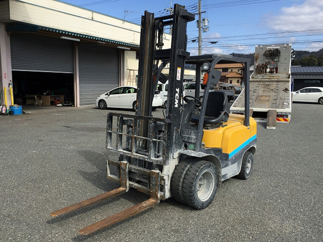 TCMフォークリフト[写真01]
