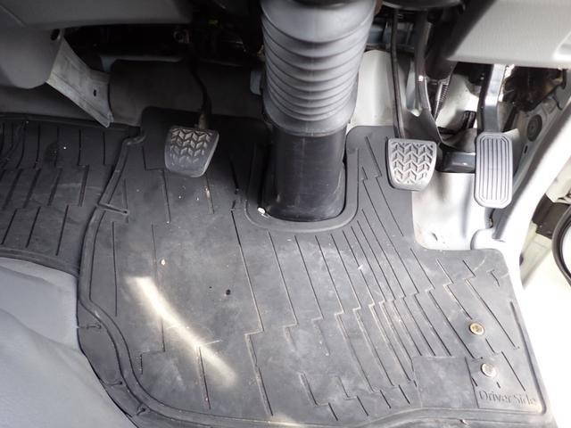 日野デュトロアルミバン小型（2t・3t）[写真12]