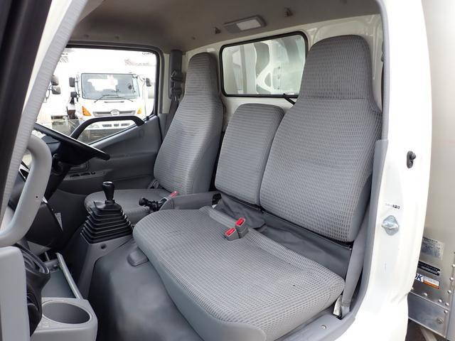 日野デュトロアルミバン小型（2t・3t）[写真17]