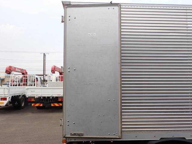 日野デュトロアルミバン小型（2t・3t）[写真22]