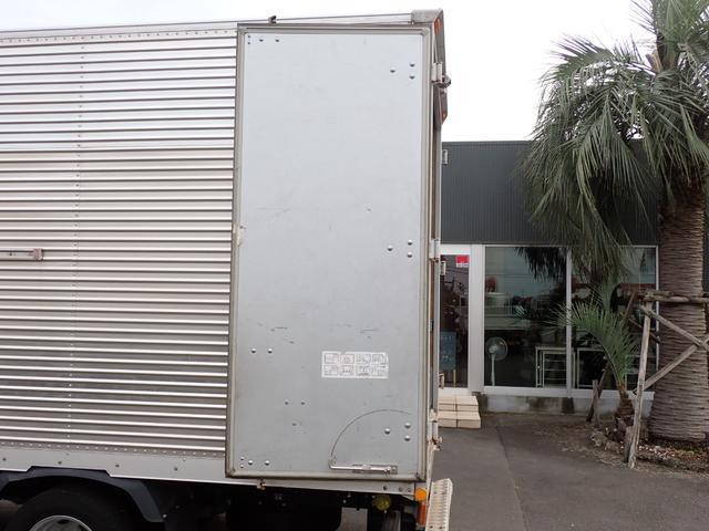 日野デュトロアルミバン小型（2t・3t）[写真23]