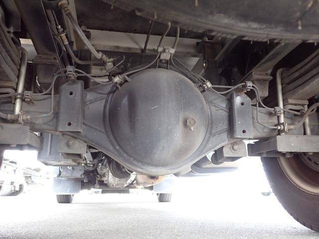 日野デュトロアルミバン小型（2t・3t）[写真32]