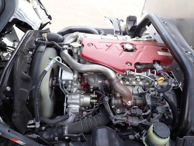 日野デュトロアルミバン小型（2t・3t）[写真37]