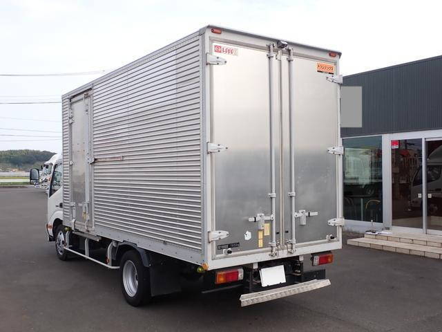 日野デュトロアルミバン小型（2t・3t）[写真04]