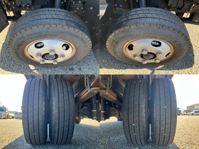 三菱ふそうキャンター平ボディ小型（2t・3t）[写真19]