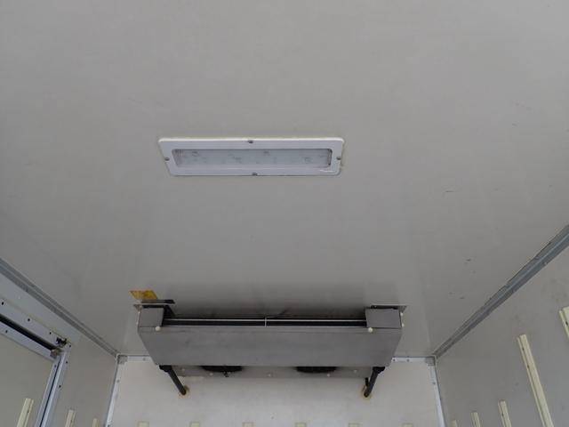 日野デュトロ冷凍車（冷蔵車）小型（2t・3t）[写真16]