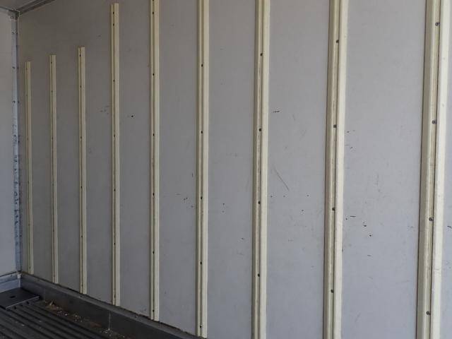 日野デュトロ冷凍車（冷蔵車）小型（2t・3t）[写真18]