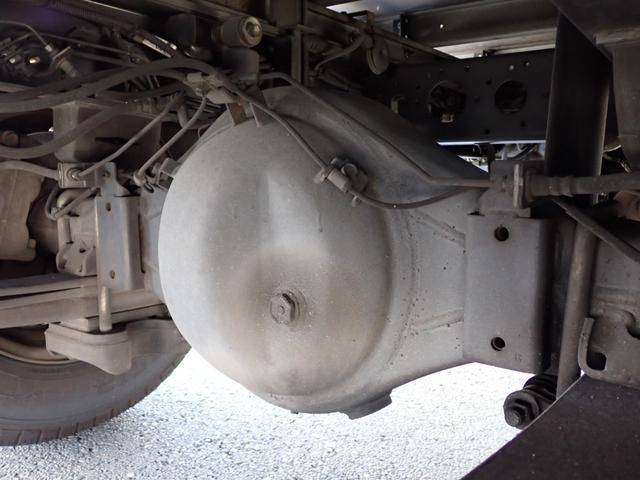 日野デュトロ冷凍車（冷蔵車）小型（2t・3t）[写真23]