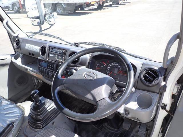 日野デュトロ冷凍車（冷蔵車）小型（2t・3t）[写真26]