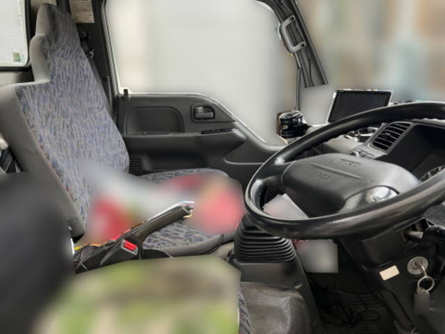 いすゞエルフ平ボディ小型（2t・3t）[写真19]