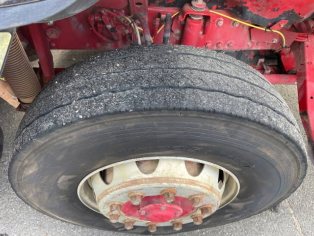 三菱ふそうスーパーグレートダンプ大型（10t）[写真13]