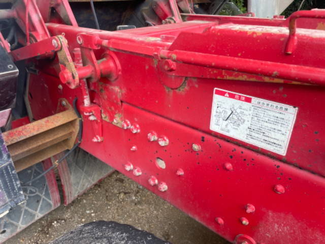 三菱ふそうスーパーグレートダンプ大型（10t）[写真16]