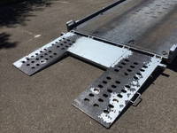 三菱ふそうキャンターセーフティローダー小型（2t・3t）[写真10]