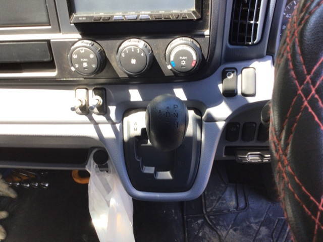 三菱ふそうキャンターセーフティローダー小型（2t・3t）[写真30]