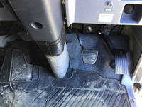 三菱ふそうキャンターセーフティローダー小型（2t・3t）[写真32]