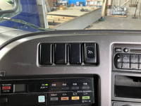 UDトラックスクオンアルミウイング大型（10t）[写真39]