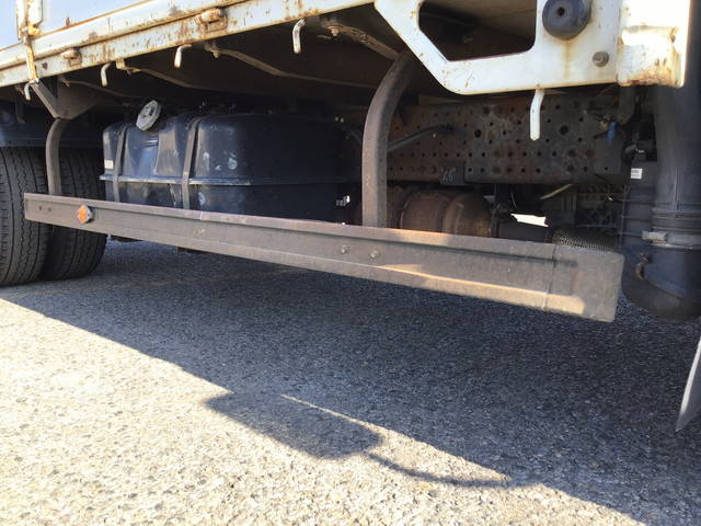 いすゞエルフ平ボディ小型（2t・3t）[写真14]