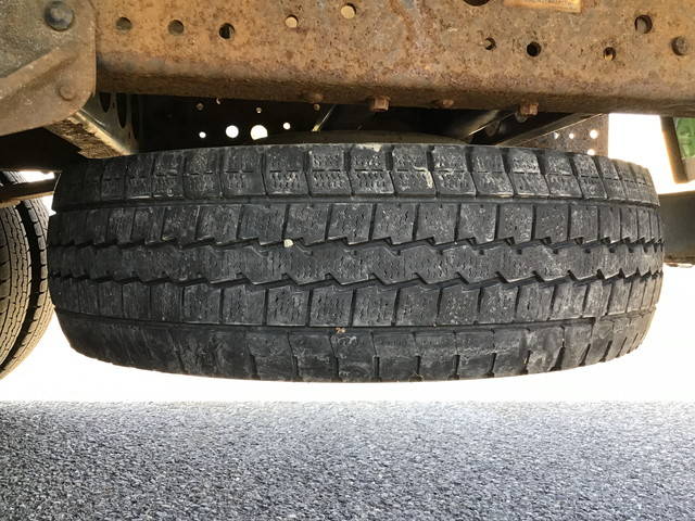 いすゞエルフ平ボディ小型（2t・3t）[写真16]