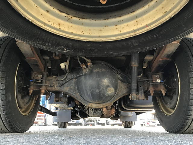 いすゞエルフ平ボディ小型（2t・3t）[写真19]