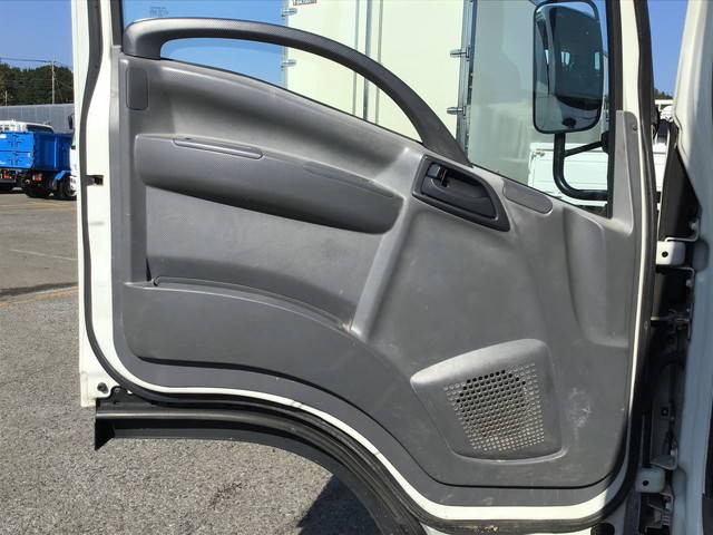 いすゞエルフ平ボディ小型（2t・3t）[写真24]