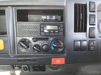 いすゞエルフ平ボディ小型（2t・3t）[写真33]