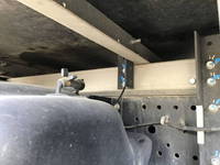 いすゞエルフ冷凍車（冷蔵車）小型（2t・3t）[写真18]