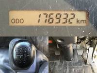 いすゞエルフ冷凍車（冷蔵車）小型（2t・3t）[写真32]