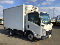 いすゞエルフ冷凍車（冷蔵車）小型（2t・3t）[写真03]