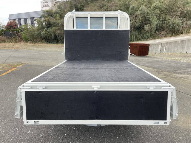 日野デュトロダブルキャブ（Wキャブ）小型（2t・3t）[写真08]