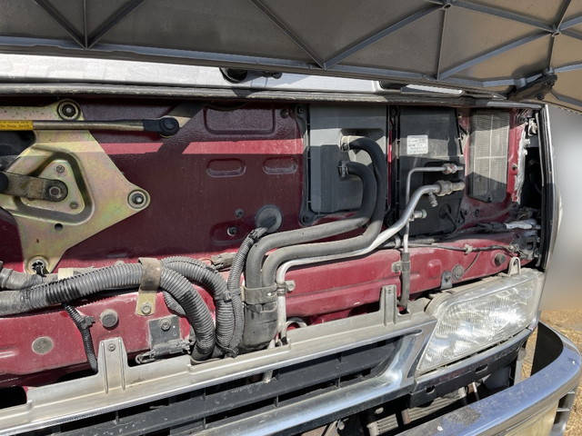 いすゞフォワード家畜運搬車中型（4t）[写真19]