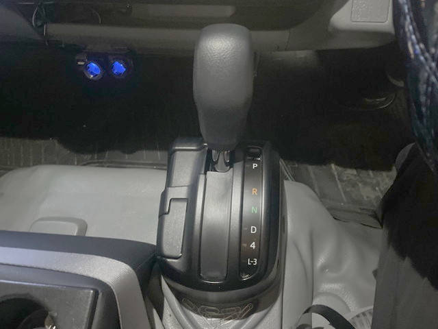 トヨタダイナ平ボディ小型（2t・3t）[写真30]