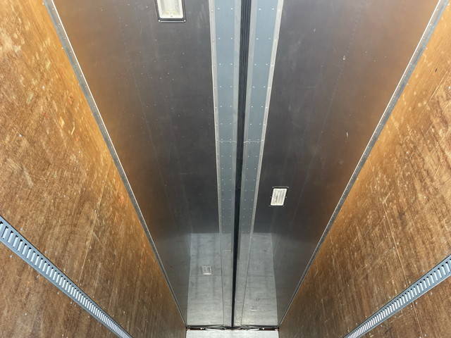 日野プロフィアアルミウイング大型（10t）[写真12]