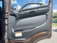 日野プロフィアアルミウイング大型（10t）[写真28]