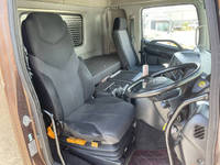 日野プロフィアアルミウイング大型（10t）[写真30]