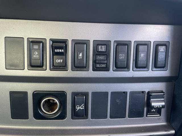 日野プロフィアアルミウイング大型（10t）[写真36]