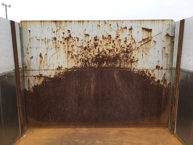 いすゞギガ深ダンプ（土砂禁ダンプ）大型（10t）[写真12]